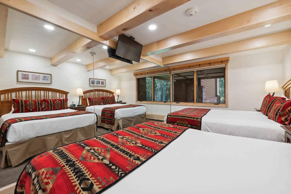 Lodge at Lionshead 207 Apartment in Vail