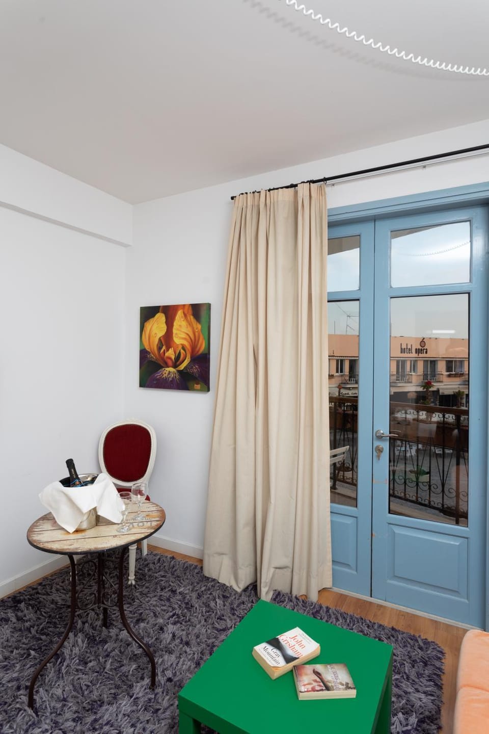 Operetta House Apartment in Larnaca