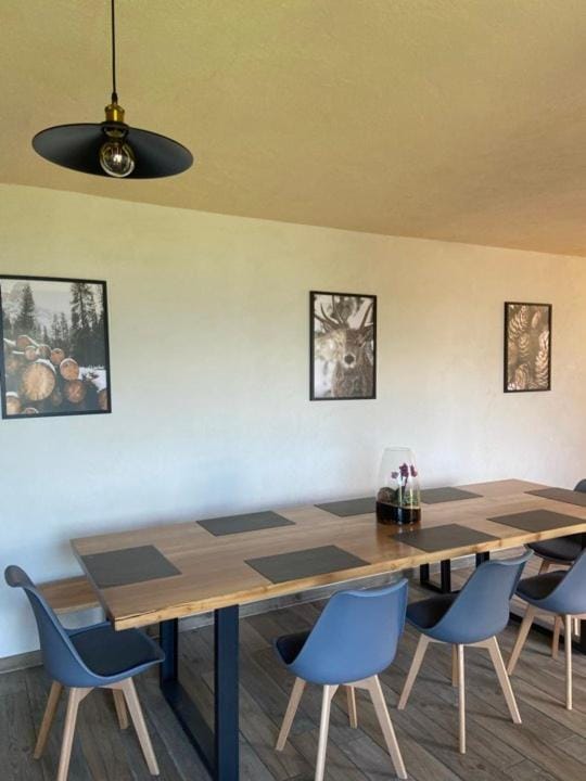 La Grange - Camping le Mont Orel Bed and Breakfast in Provence-Alpes-Côte d'Azur