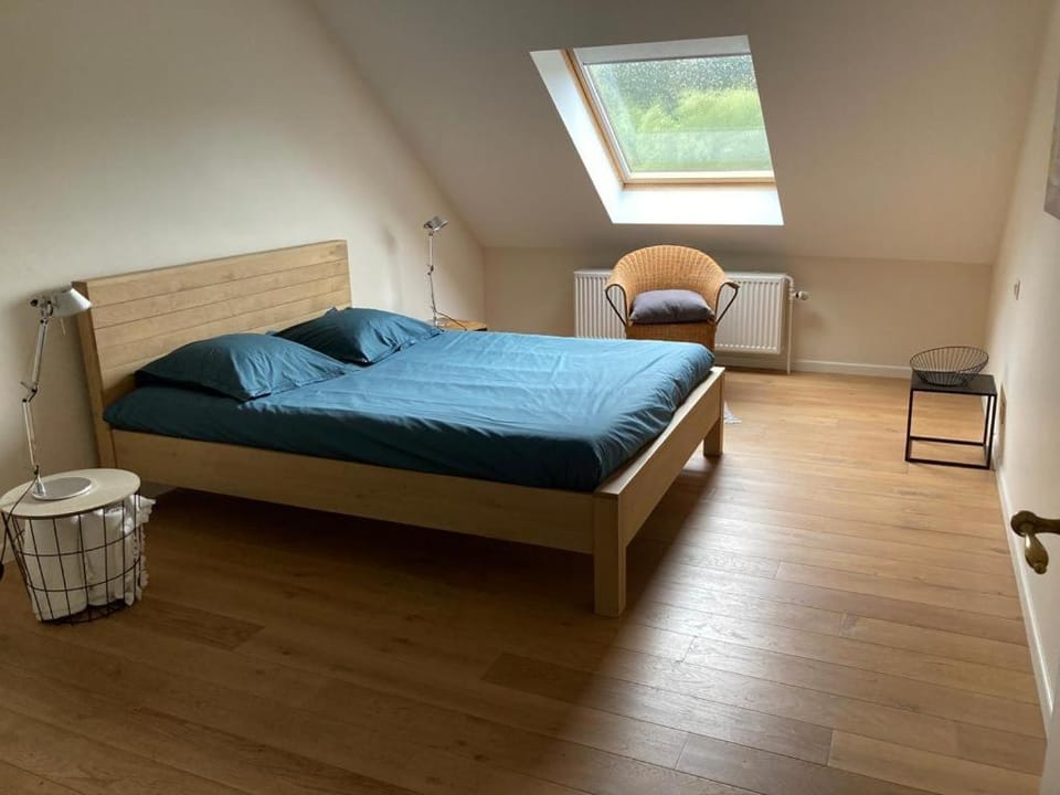 F1 Circuit 2Min 2 Rooms Stay Bed and Breakfast in Wallonia, Belgium