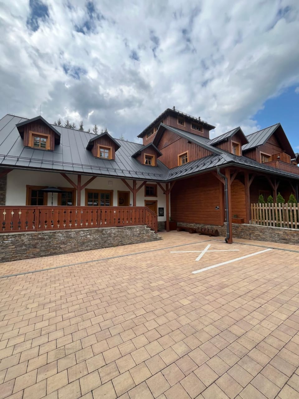 Apartmán La Šiška - Terasa Apartment in Czechia