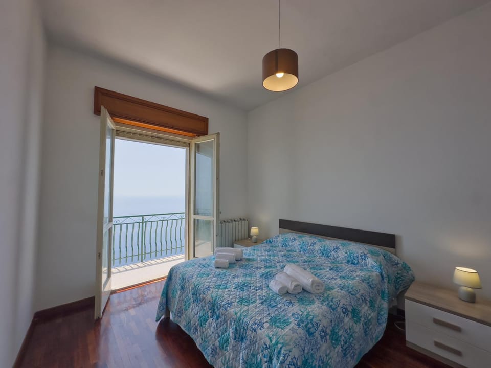 Terrazza sul Golfo, Costiera Amalfitana, Furore House in Furore