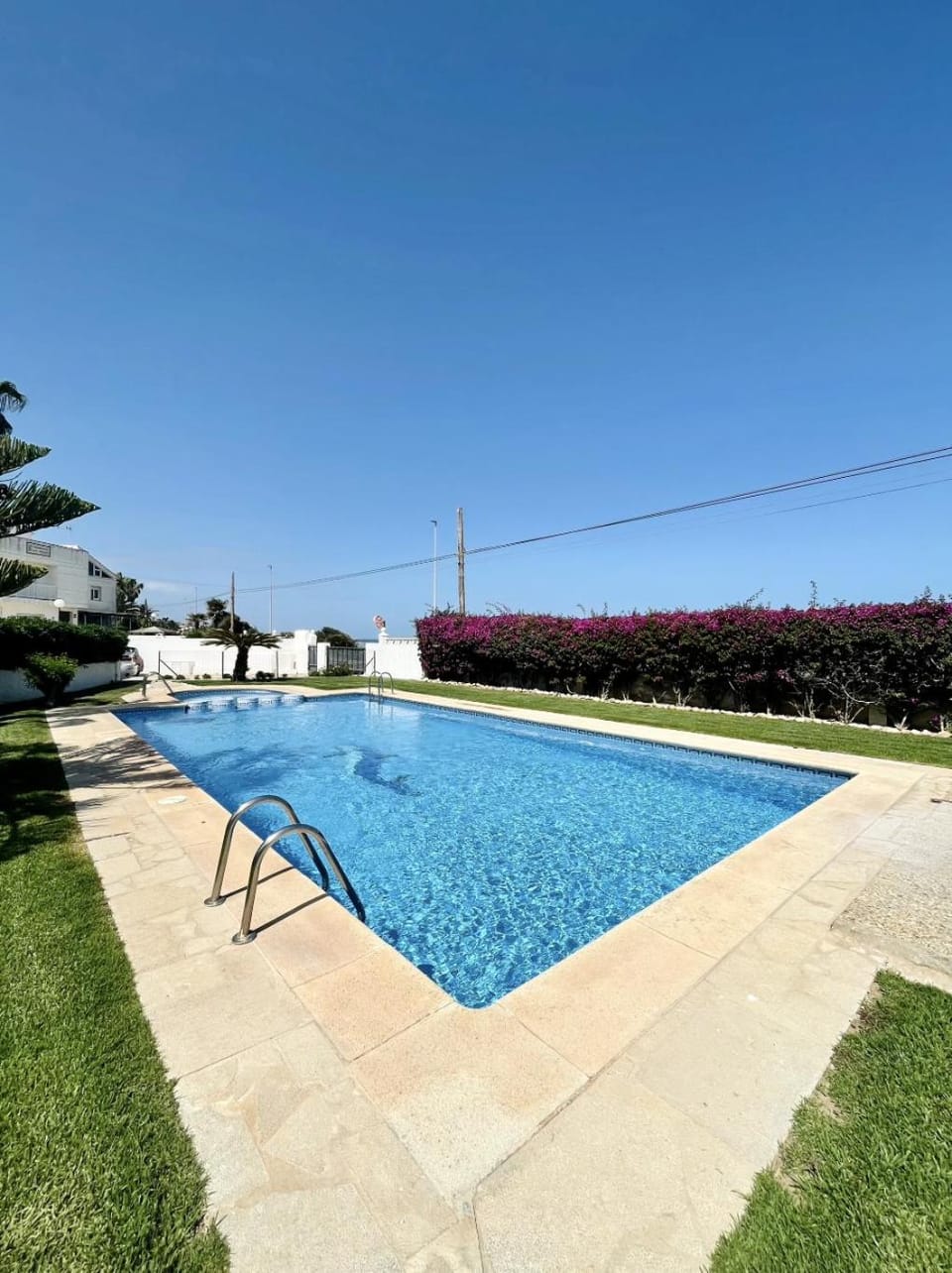 Swimming pool, Swimming pool