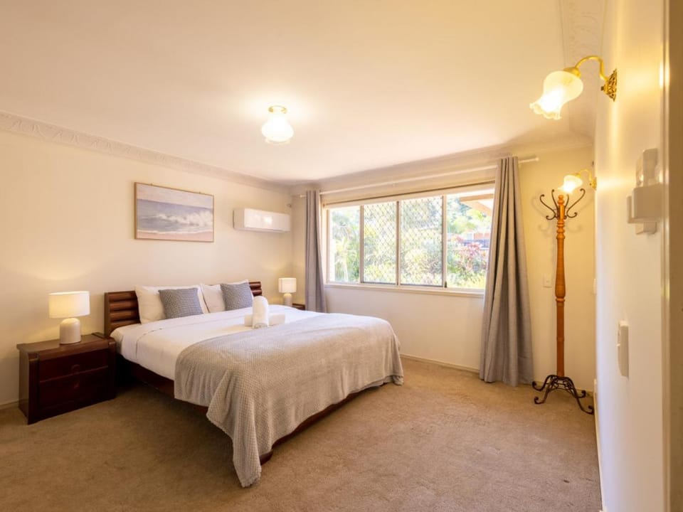 4 Beds Family House at Sunnybank Hills House in Brisbane