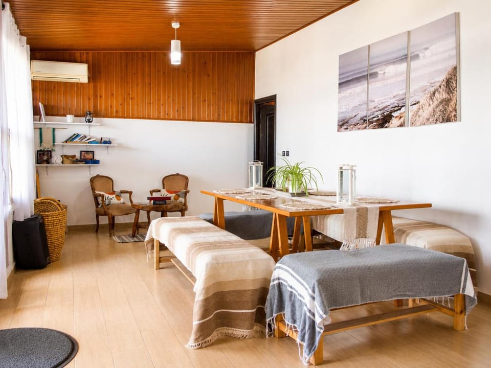 Living room, Dining area, air conditioner