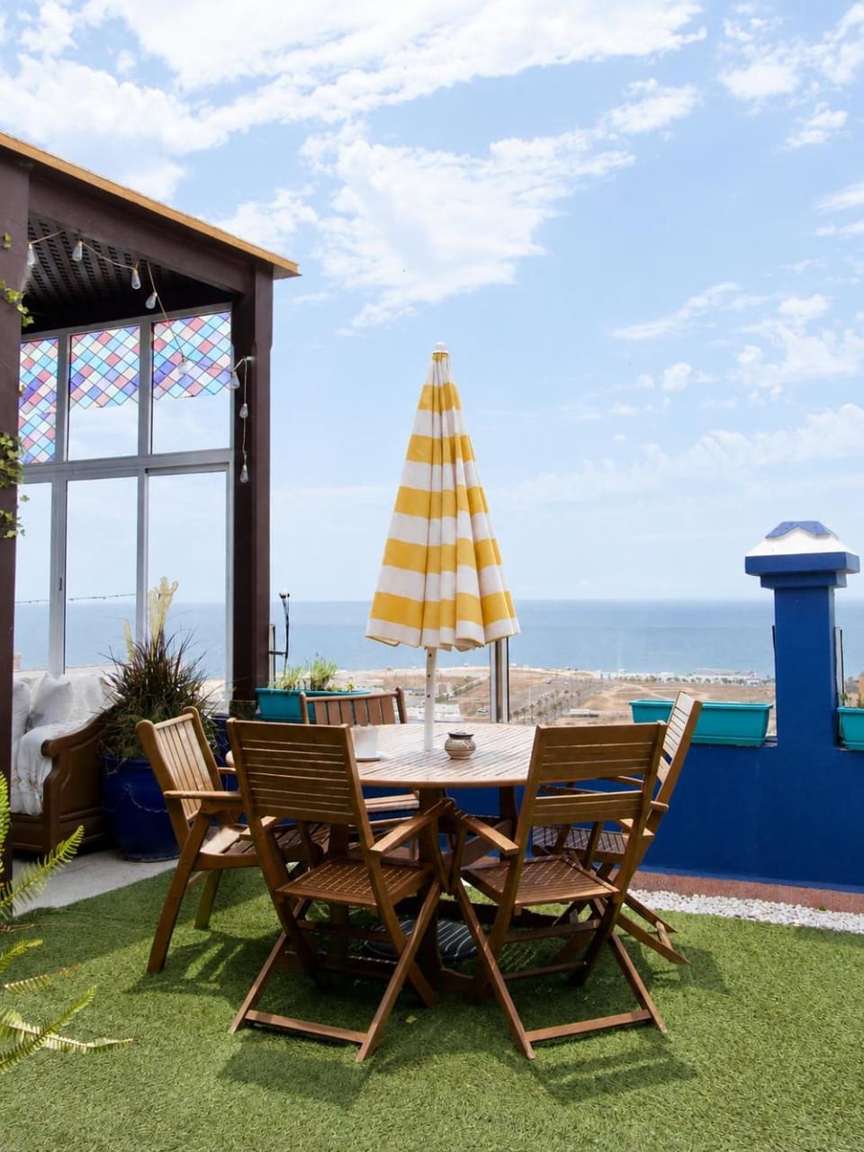 Day, Natural landscape, View (from property/room), Balcony/Terrace, Dining area