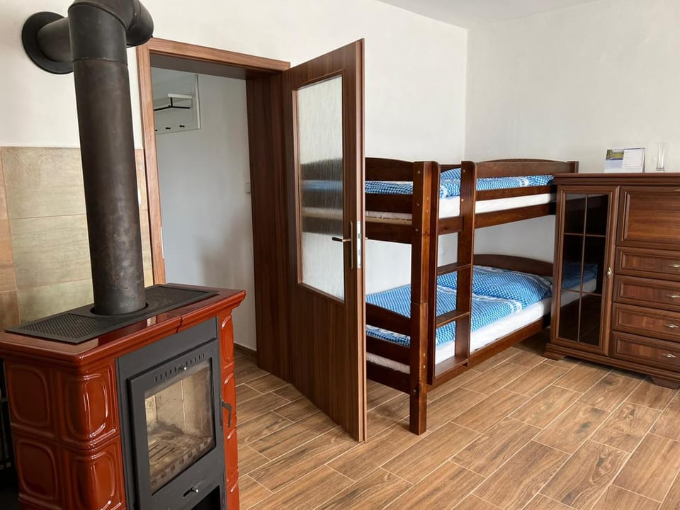 bunk bed