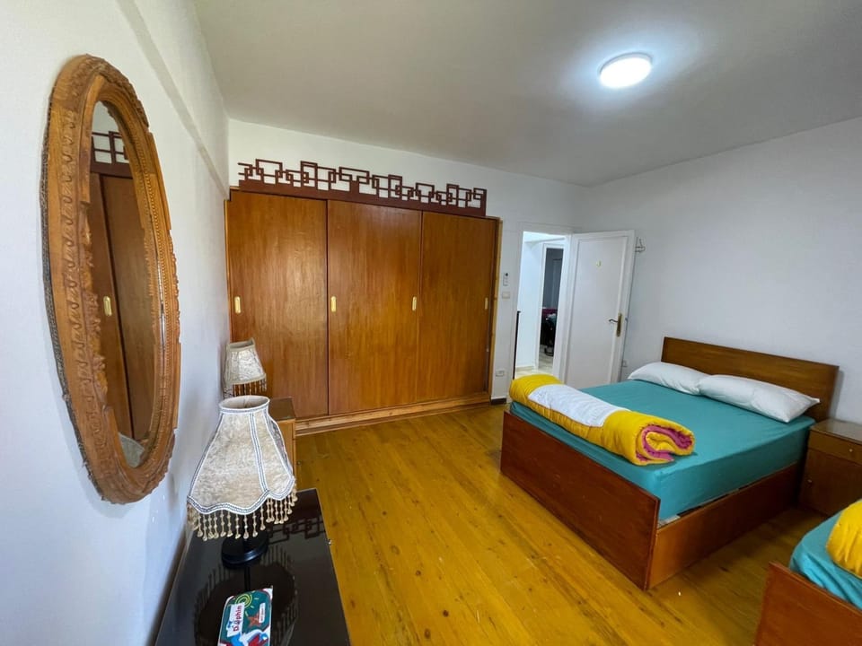 Bed, Photo of the whole room, Bedroom, wardrobe