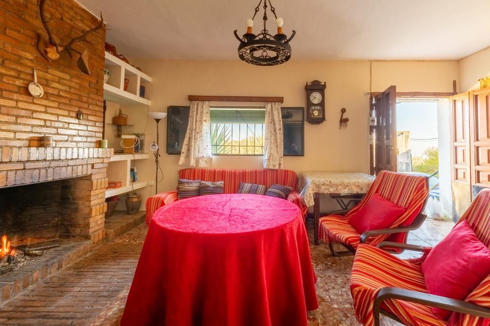 Living room, Seating area, fireplace