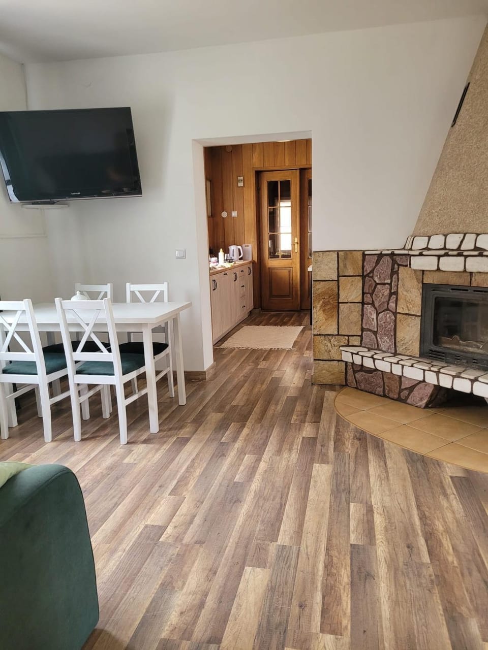 Communal lounge/ TV room, Seating area, Evening entertainment, fireplace