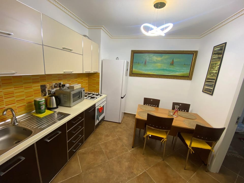 Albi Apartmet beachfront in Shengjin Apartment in Europe