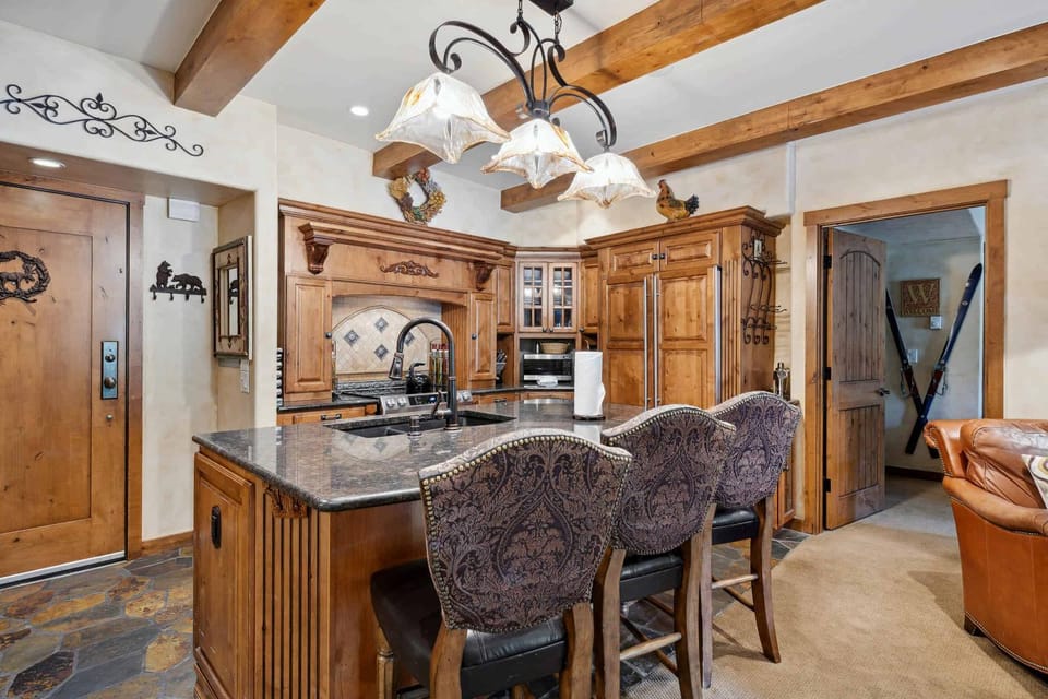 Lodge at Lionshead 230A Apartment in Vail