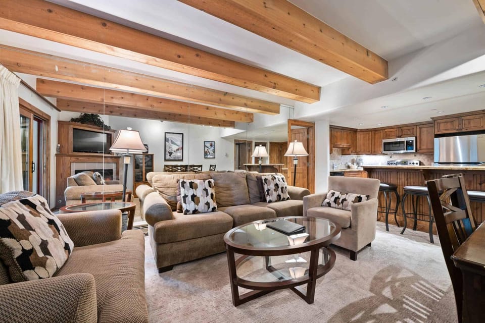 Lodge at Lionshead 240A Apartment in Vail