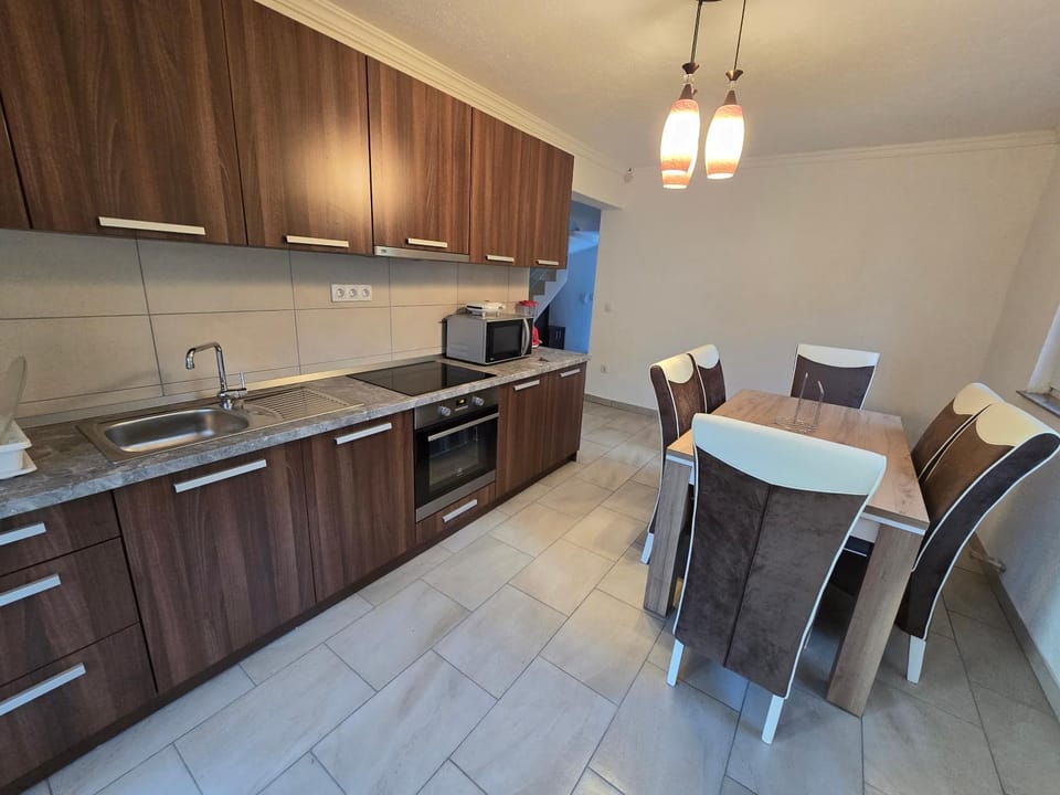 Prestige Villa by Gestoria Villa in Sarajevo