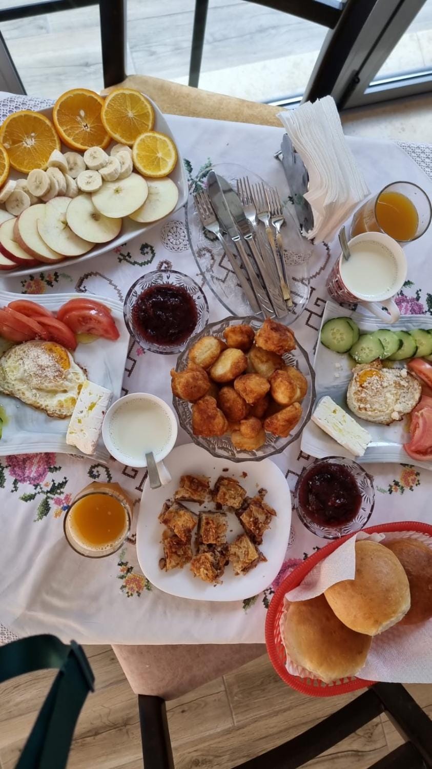 Toilet, Food, Breakfast