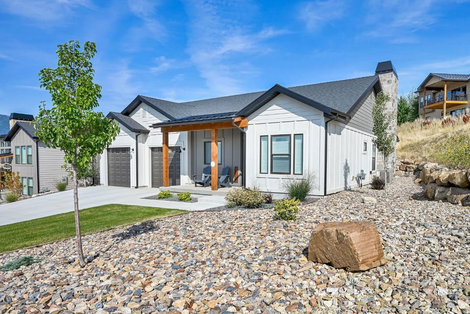 Brand NEW Entire home in Eden Utah House in Utah
