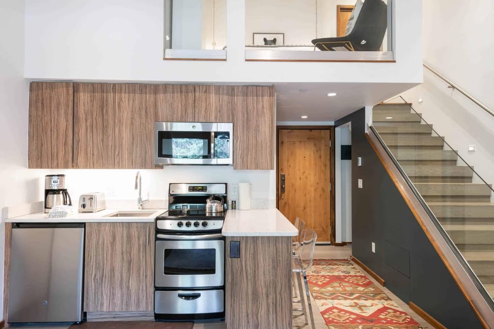 Lodge at Lionshead 320 Apartment in Vail