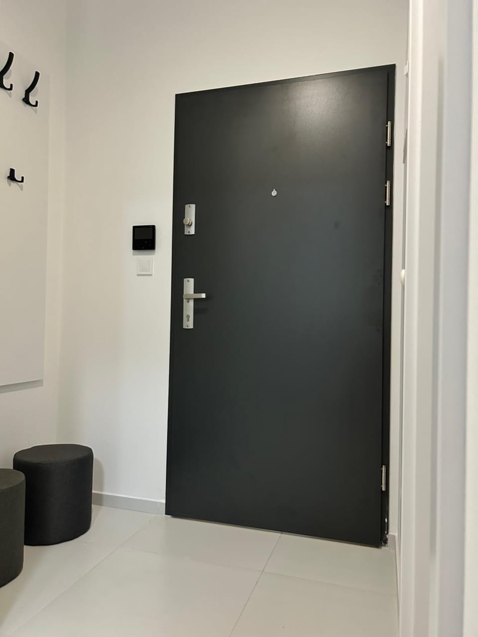 AR TAHITI black Apartment in Slovakia