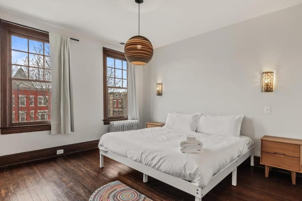 5-BR Historic Home Nestled Btw Petworth & CoHi House in District of Columbia