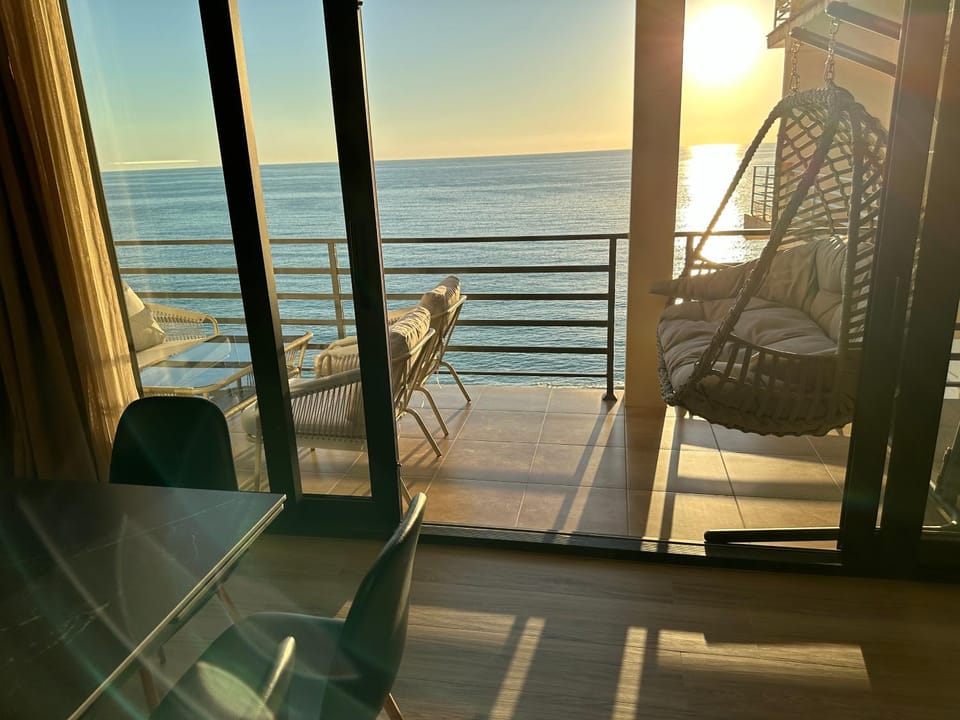Gonio N907 4Bedroom Sea and Mountain view Beachfront apartment Apartment in Batumi