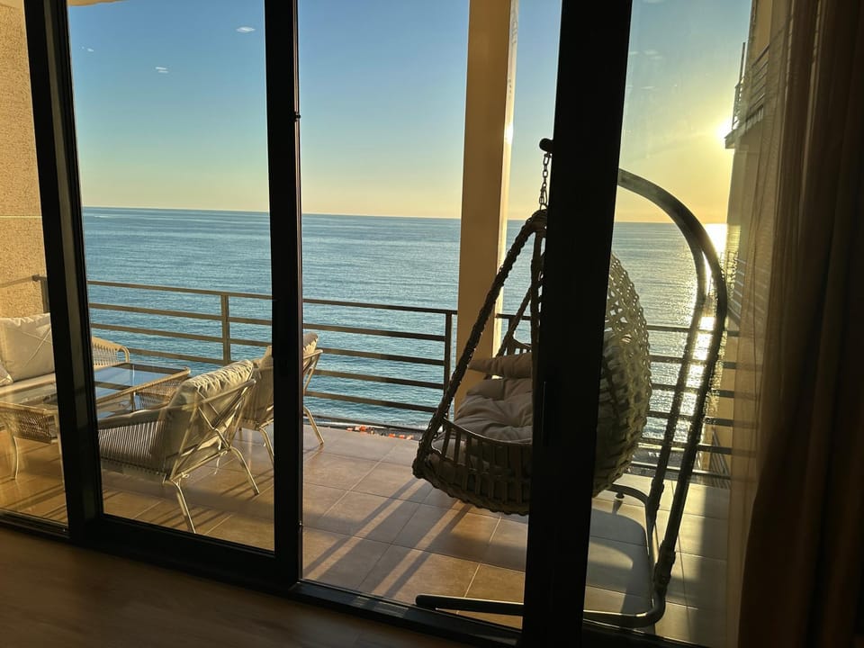 Gonio N907 4Bedroom Sea and Mountain view Beachfront apartment Apartment in Batumi