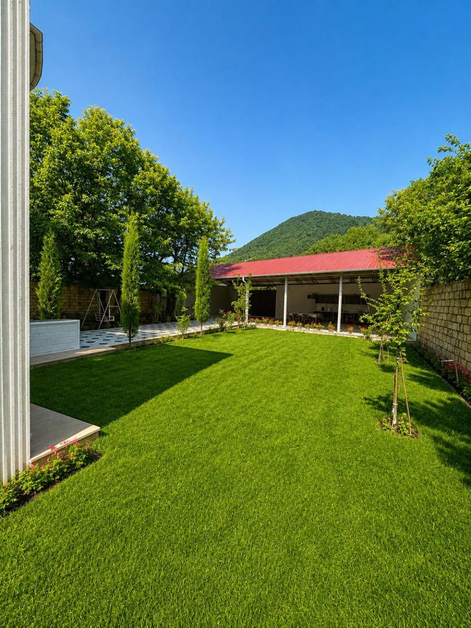 Hillside villa House in Azerbaijan