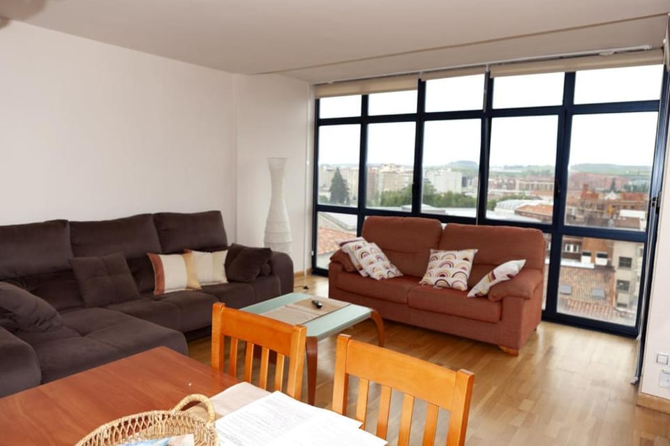 Muy bonito y cómodo, disfrútalo Apartment in Burgos