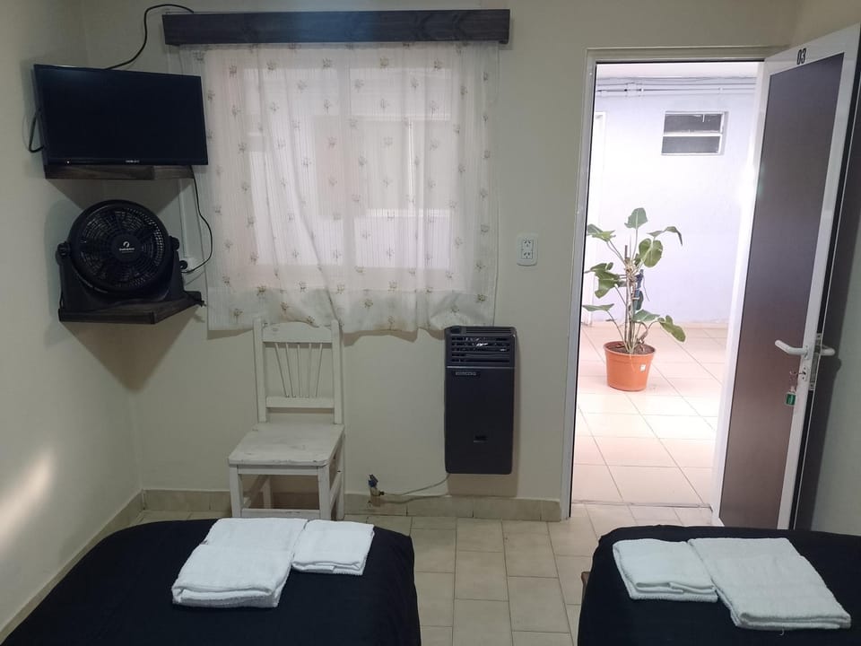 Hotel Parque Bed and Breakfast in Villa Mercedes