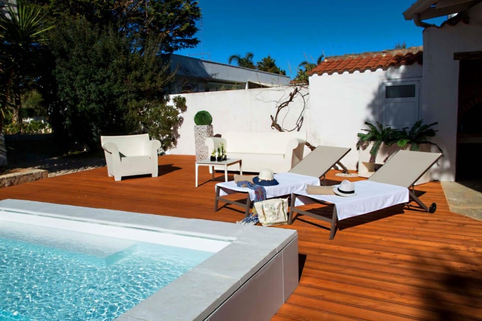 Shower, Swimming pool