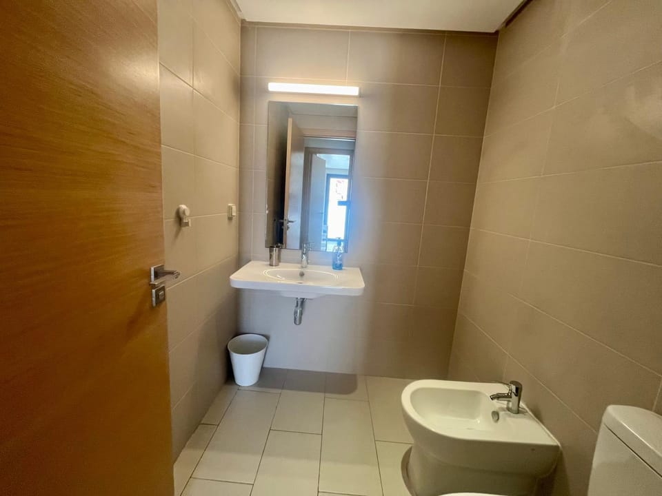 Zen & Welcoming CFC - Garage & Tramway Apartment in Casablanca