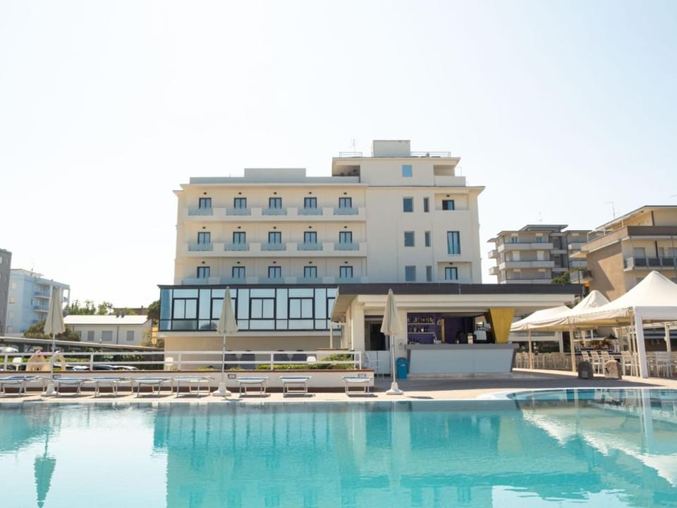 Hotel Tokio Village - Azzurro Club Hotel in Lido di Savio