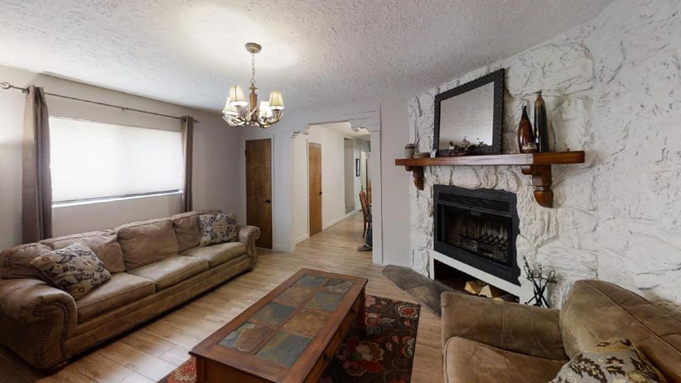 Day, Living room, Seating area, fireplace, furniture