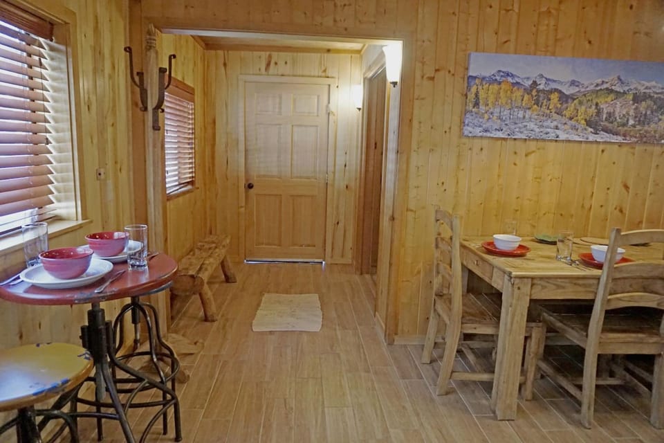 Day, Dining area, Mountain view, furniture