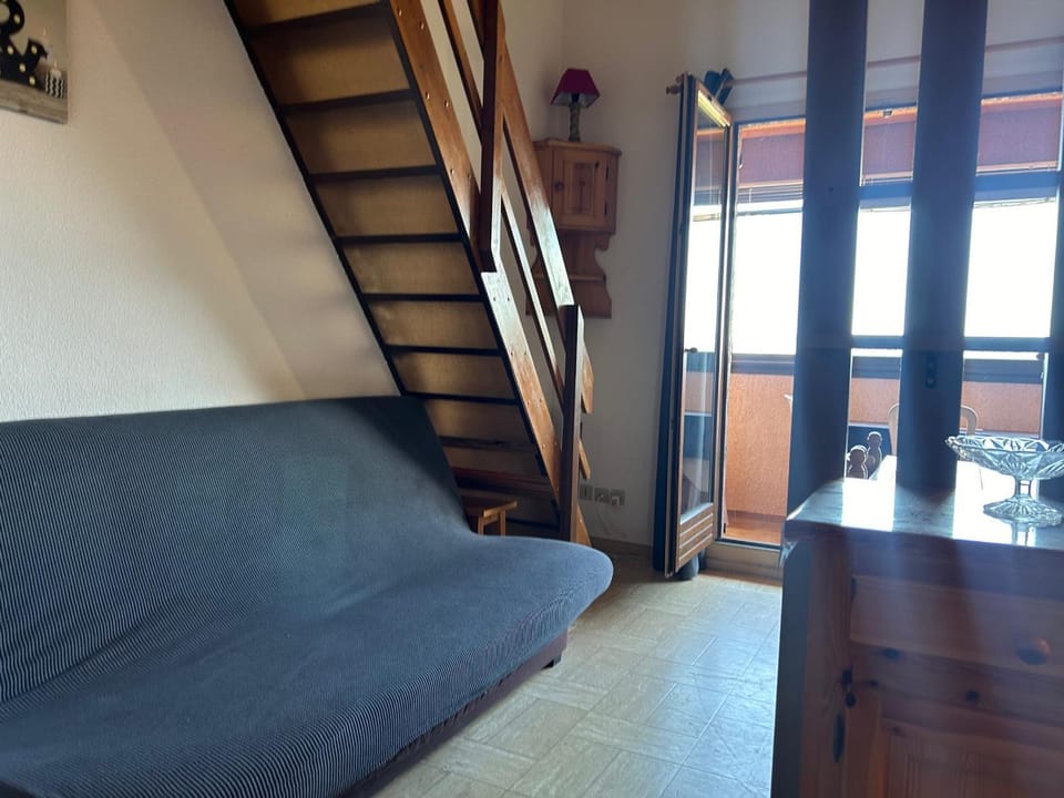 T2 Mezzanine Saint-Cyprien: Proche Plage, Parking Sécurisé, Équipé, Animaux Acceptés - FR-1-793-6 Apartment in Saint-Cyprien