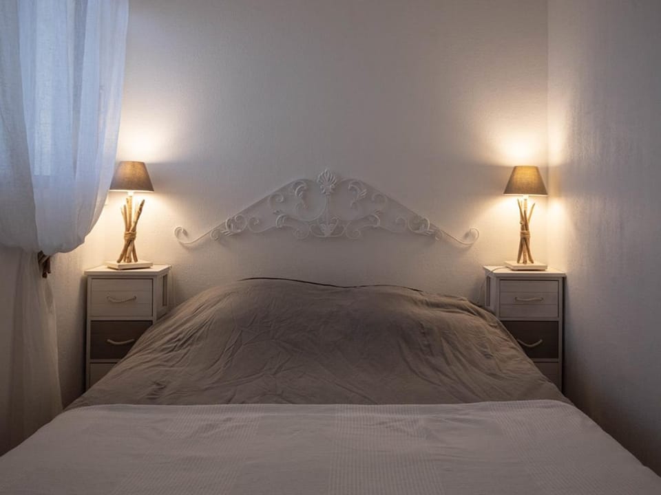 T2 au Lavandou avec climatisation et parking à 150m de la plage - FR-1-803-46 Apartment in Le Lavandou