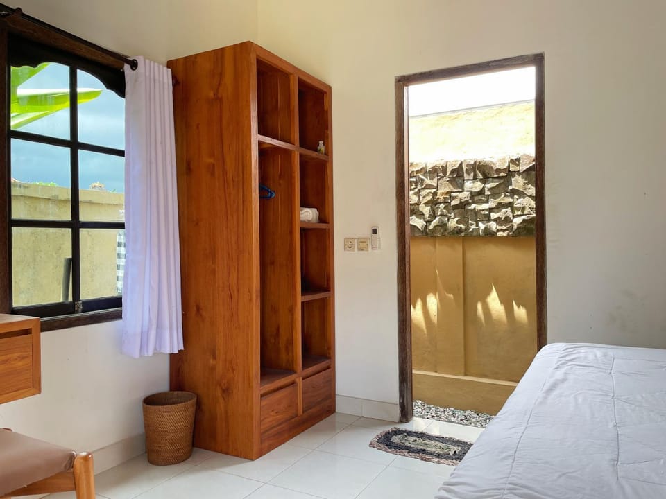 Bed, Photo of the whole room, Bedroom, wardrobe