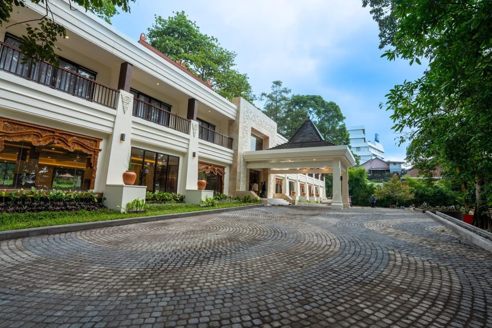 Property building, Day