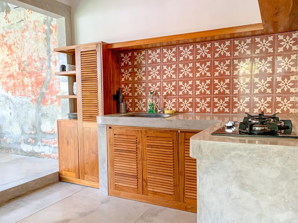 Kitchen or kitchenette