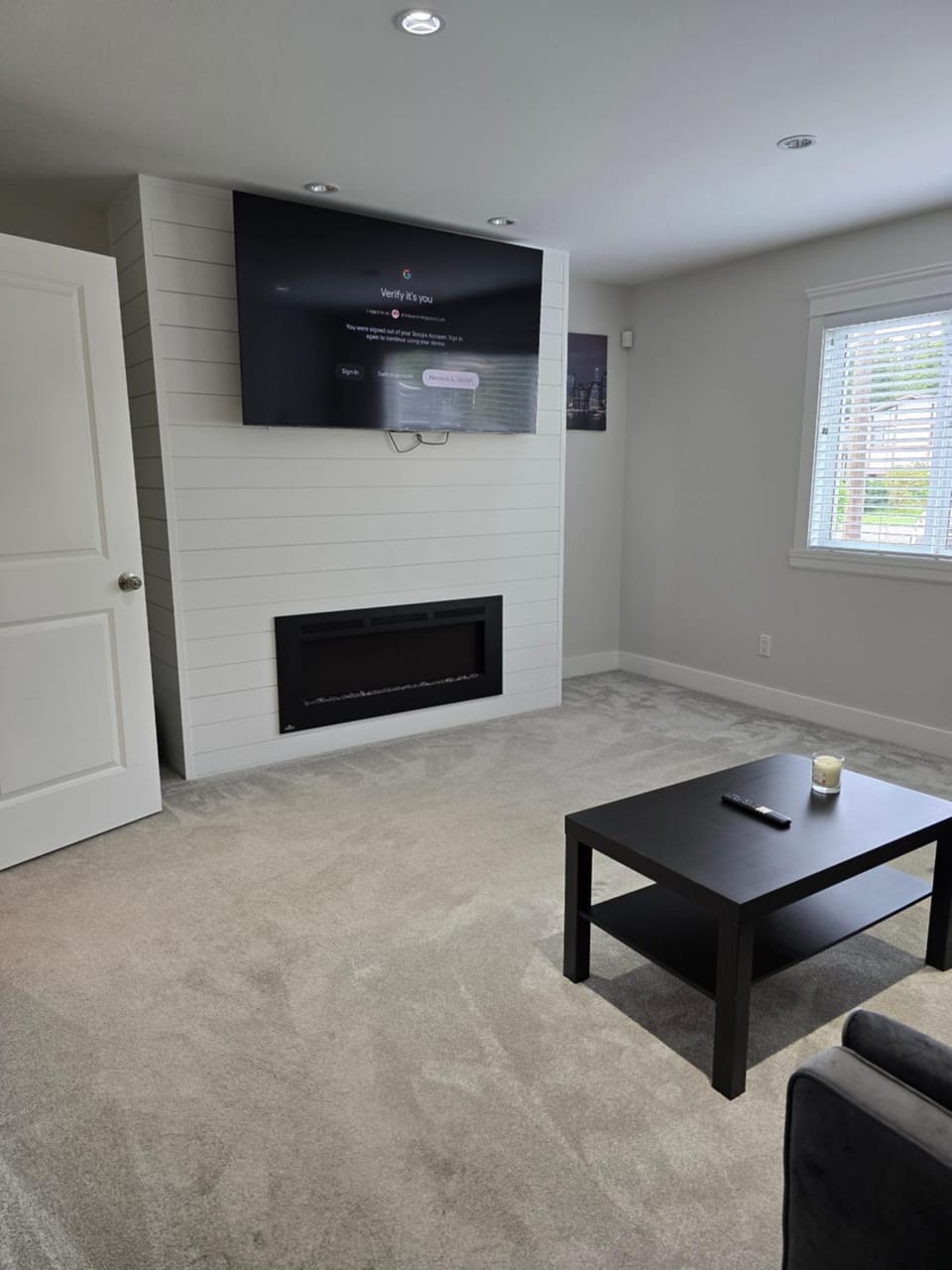 Communal lounge/ TV room, TV and multimedia, Living room, Evening entertainment