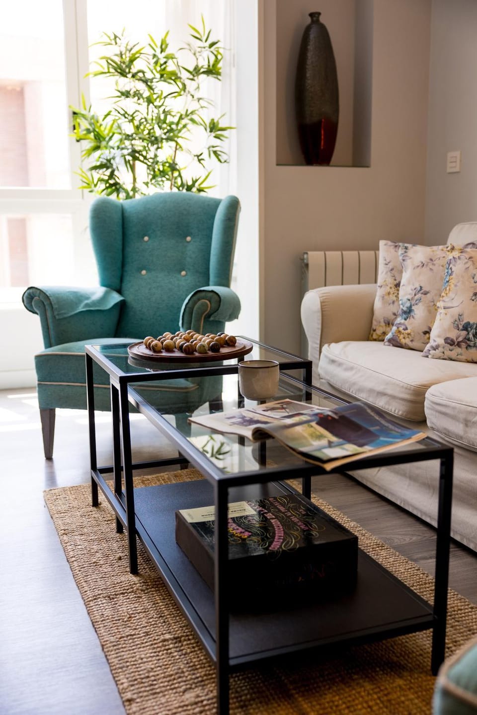 Living room, Seating area