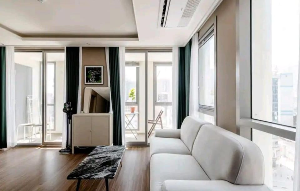 Elbon the stay with A1 Apartment hotel in Busan