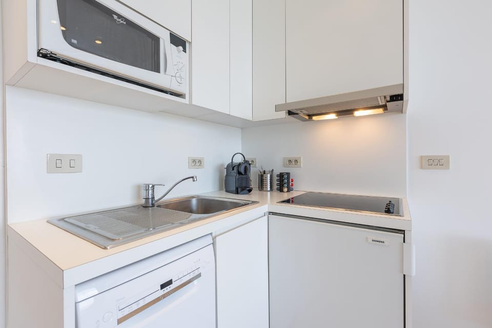 Coffee/tea facilities, Kitchen or kitchenette, dishwasher