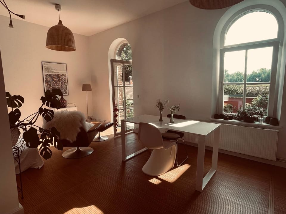 Studio calme dans ancien couvent Apartment in Belgium