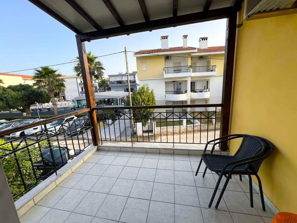 View (from property/room), Balcony/Terrace