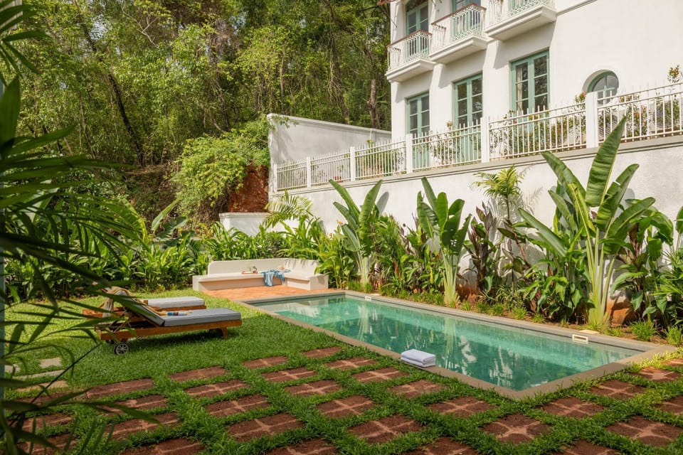 Garden, Balcony/Terrace, Other, Swimming pool
