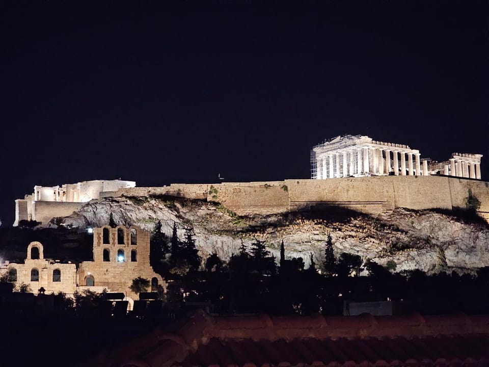 Nearby landmark, Night
