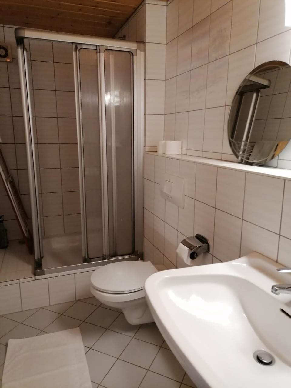 Shower, Toilet, Bathroom