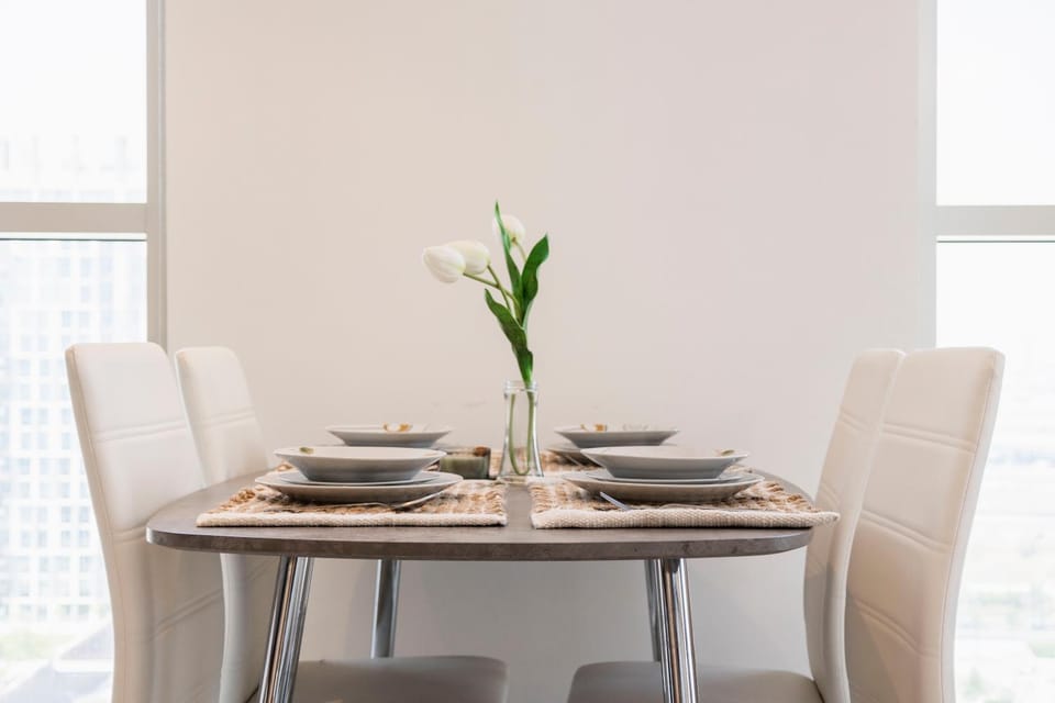 Seating area, Dining area