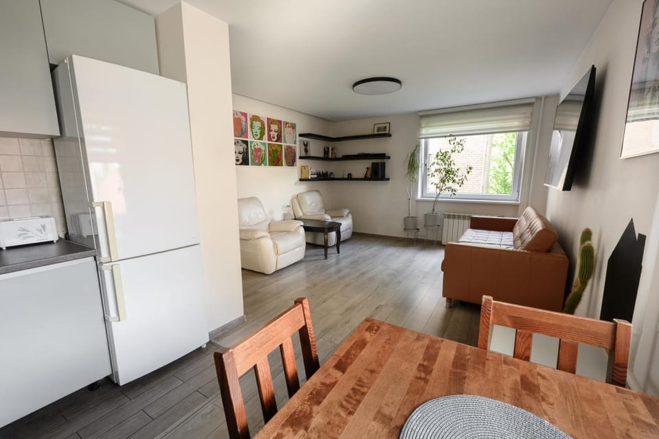 Algirdo Apartments, Self Check-in, Free Private Parking Apartment in Vilnius