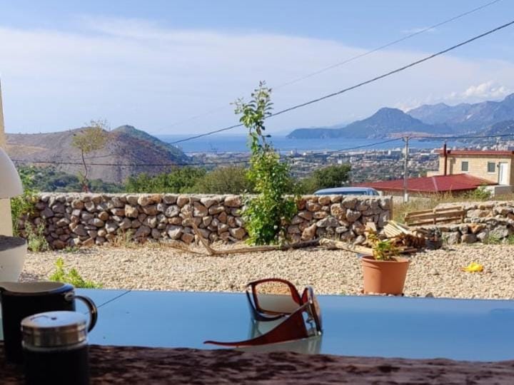 View (from property/room), Balcony/Terrace, Mountain view, Sea view